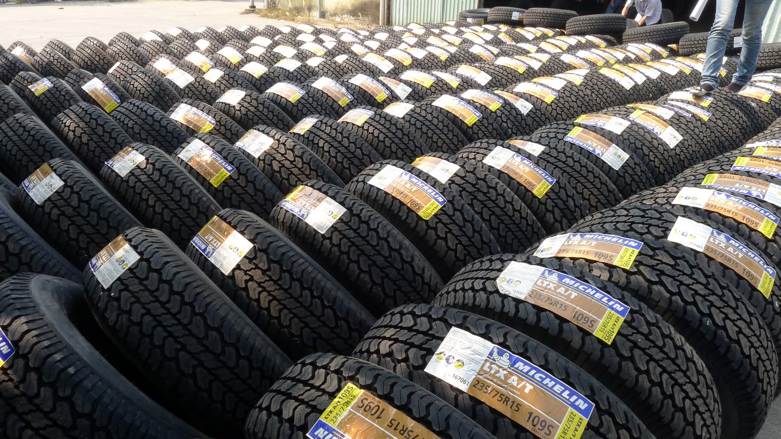 Đại lý lốp xe tải Michelin chính hãng tại Bình Dương