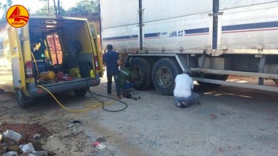 Dịch vụ thay vỏ xe - lốp xe lưu động uy tín tại Bình Dương