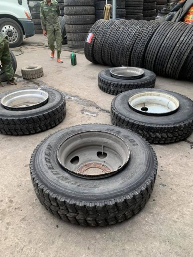 Dịch vụ thay vỏ xe - lốp xe uy tín tại Bình Dương