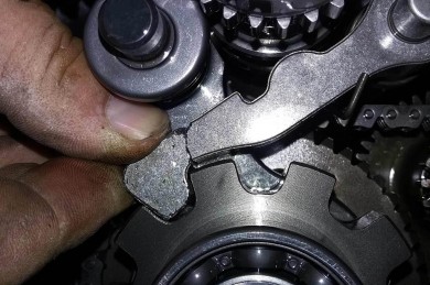 Lỗi thường mắc sử dụng phanh của tài mới