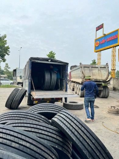 Lý do cần chọn lốp xe tải chất lượng cao