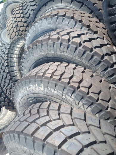 Phân phối vỏ bố vải - lốp bố vải cho xe tải - xe ben - container giá rẻ