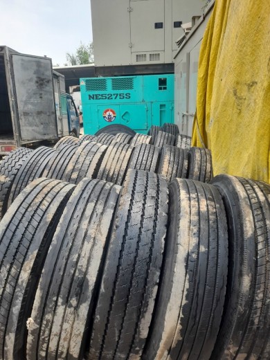 Phân phối vỏ xe - lốp xe ô tô tải - container giá rẻ tại cảng Vũng Tàu