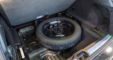 Tại sao ngày càng nhiều xe mới bị cắt lốp dự phòng?