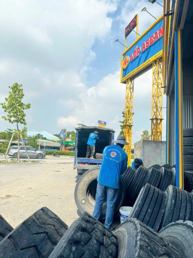 Thay lốp ô tô TPHCM