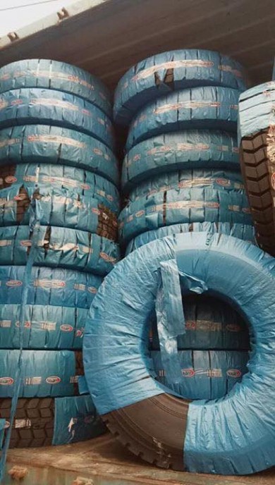 Vỏ (lốp) chạy cảng xe tải - container giá rẻ tại Đà Nẵng